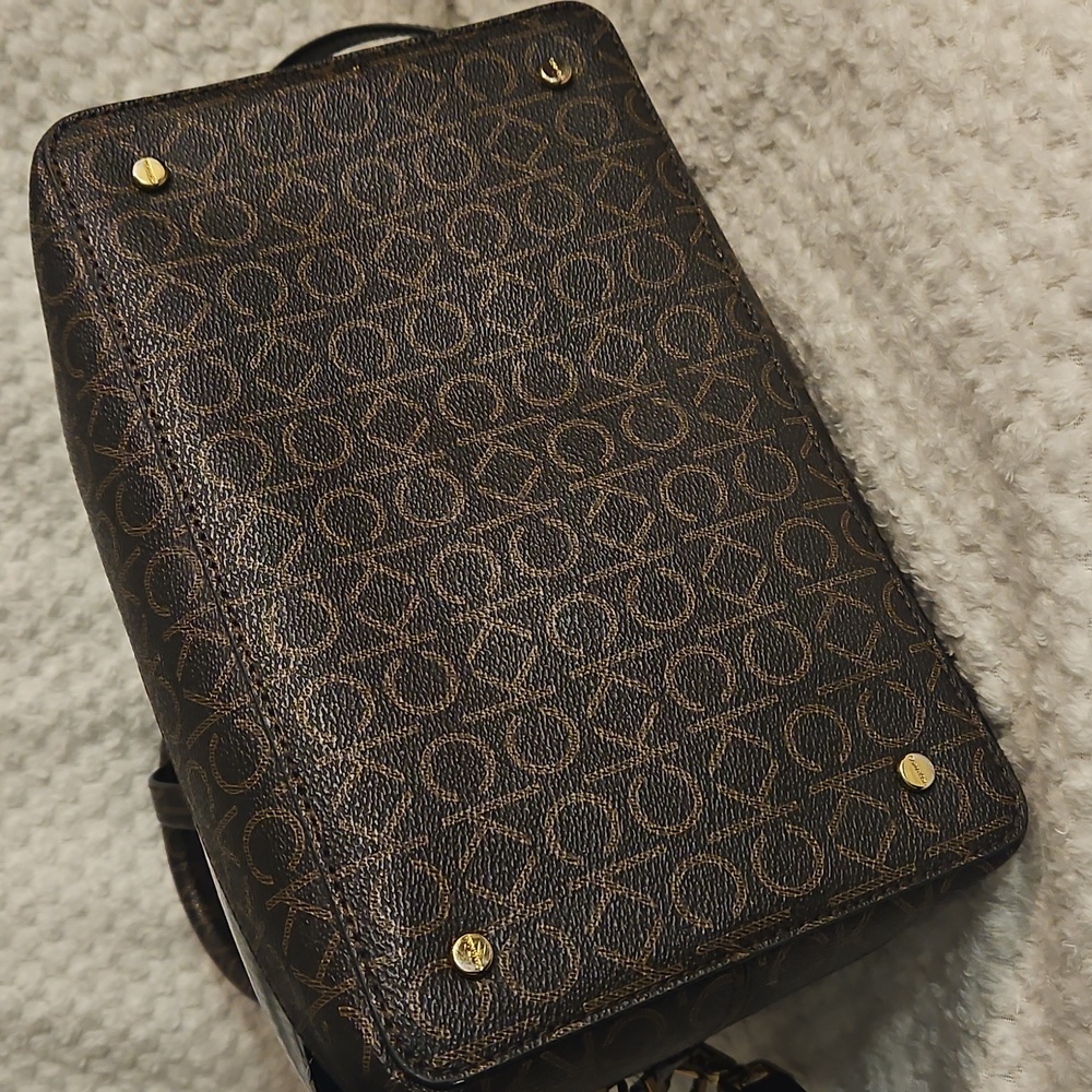 Calvin Klein Glossy Patent Leather Brand Monogram Brown Sachel - Picture 5 of 16